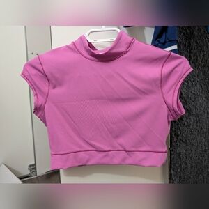New Pow Pink Lululemon Crop Top Size 6 Perfect Condition